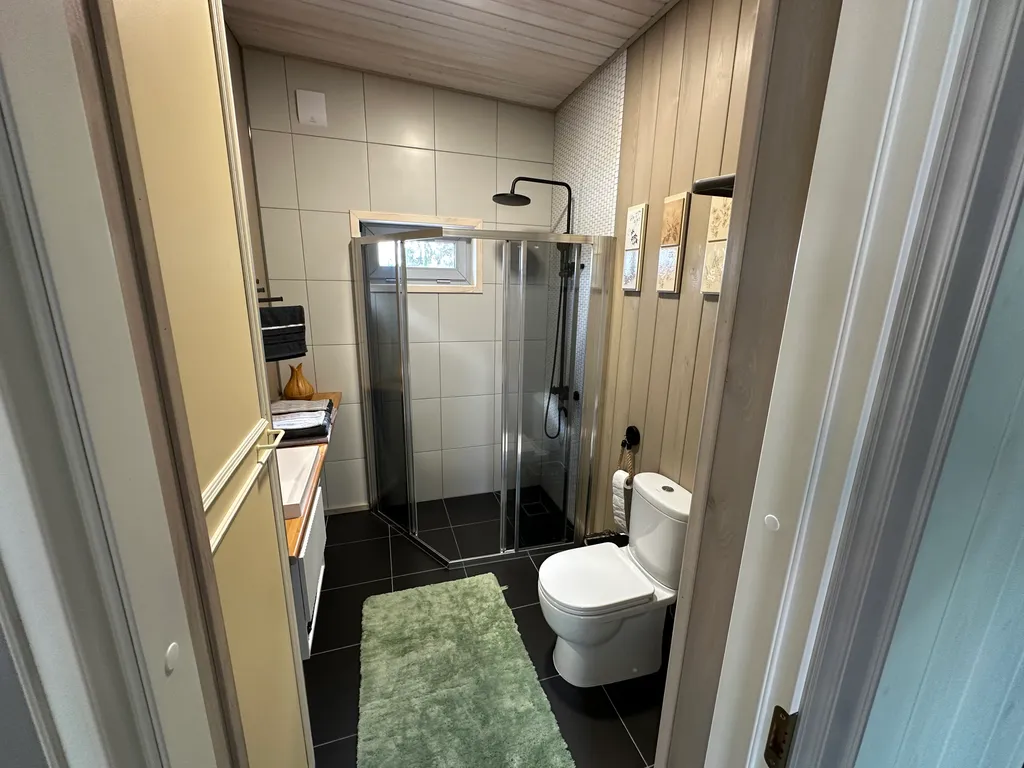 Гостевой дом на берегу озера Кармаланъярви