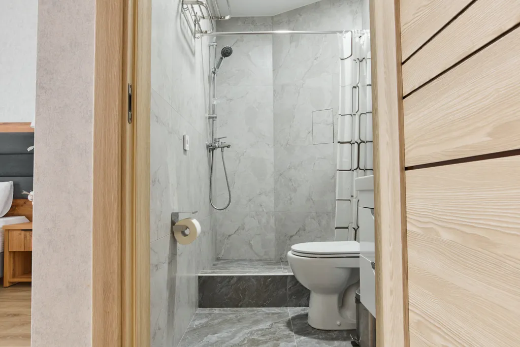 Панорамный двухместный апартамент комфорт с мини-кухней и балконом