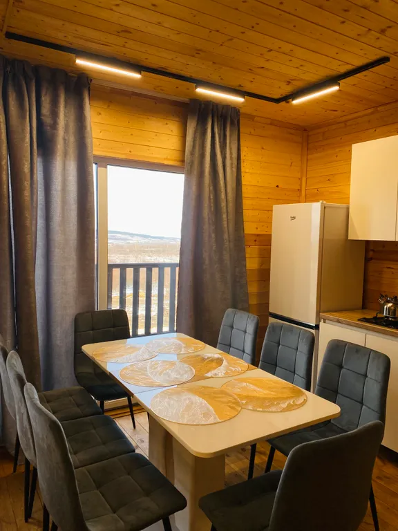 Дом с видом на долину