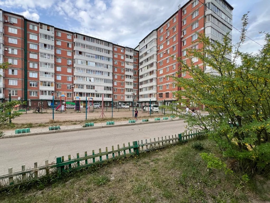 Двушка на Саянах с 2-мя кроватями. Не берем оплату за финальную уборку