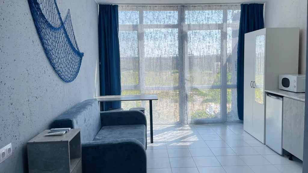 Квартира Квартира Уютная студия у моря со своей беседкой — Волна