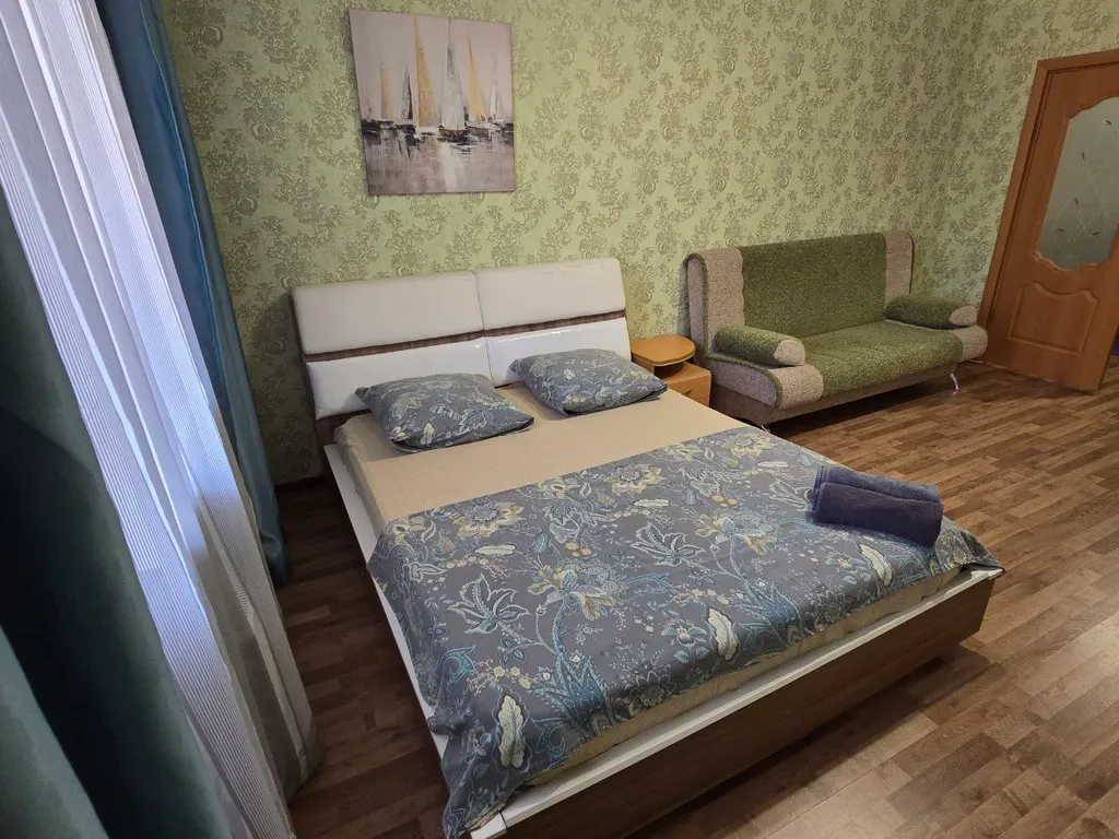 Однокомнатные апартаменты возле ТРЦ Аура