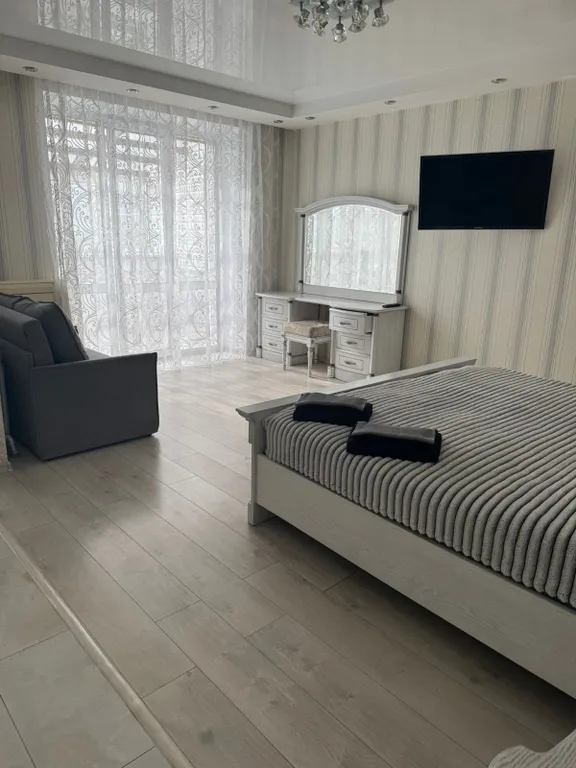 Уютная квартира в центре города рядом с парком 30 лет ВЛКСМ