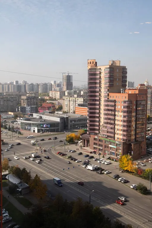 Евродвушка с видом на город