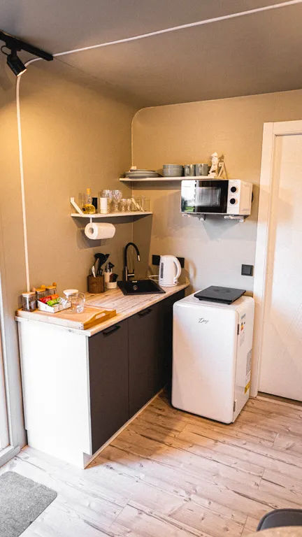 Коттедж Отдых для двоих в домике в лесу — Новая