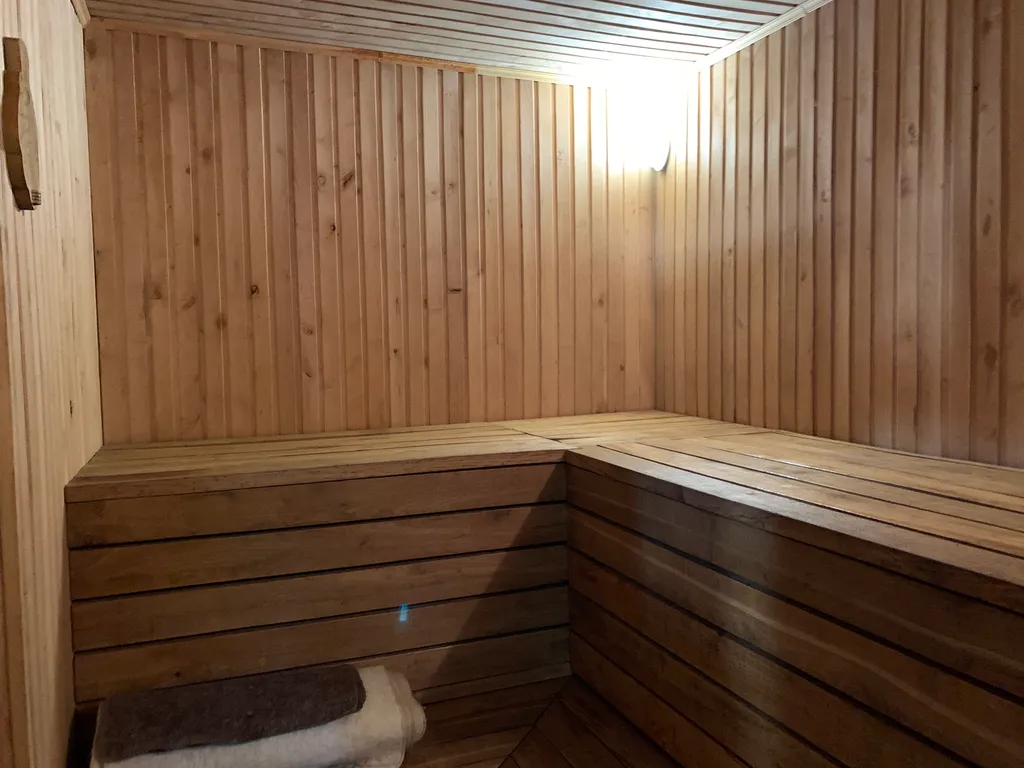 Уютный небольшой дом с кухней и сауной