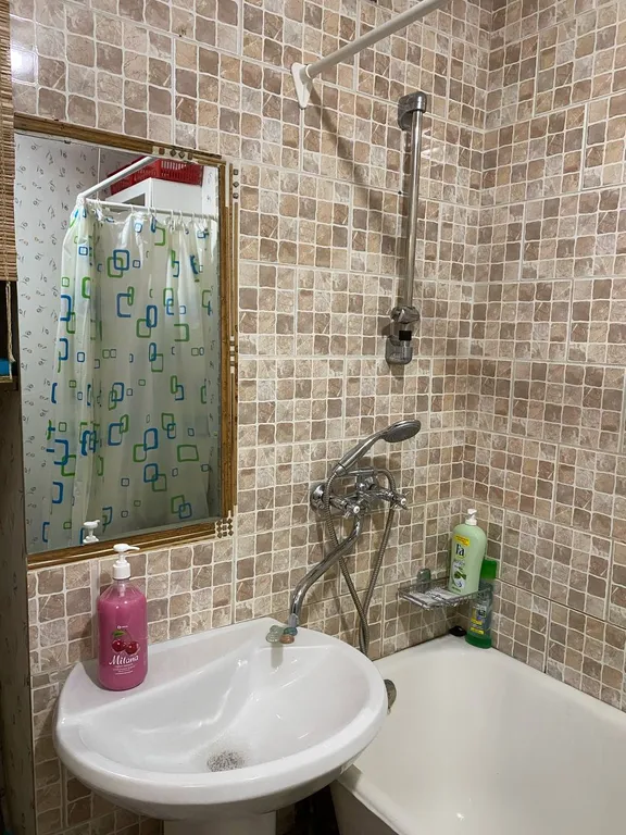 Двухкомнатная квартира у стадиона Юность