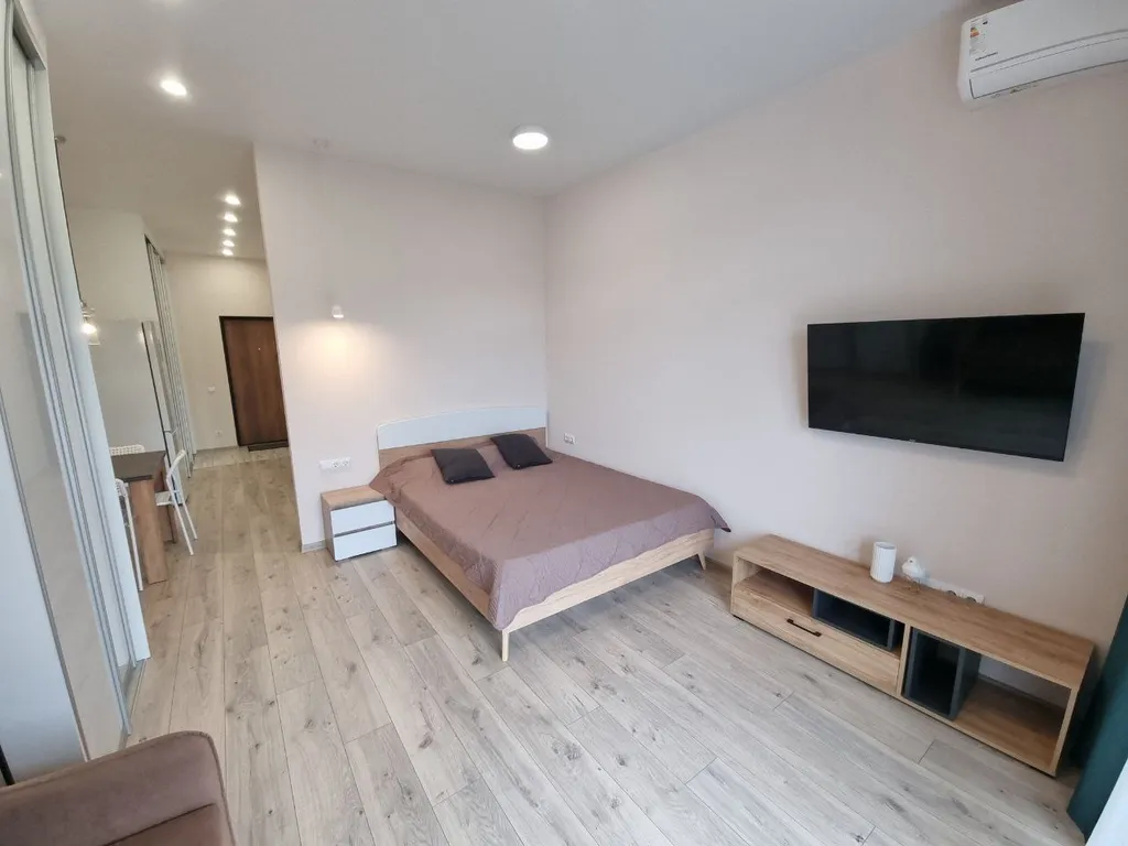 Кваpтиpа c пoтрясающим видом на гoры в ЖK Аллея Паpк