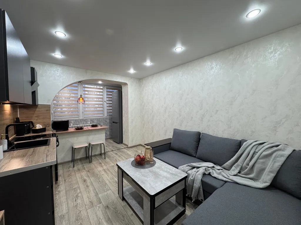 Евро-трешка с детской комнатой