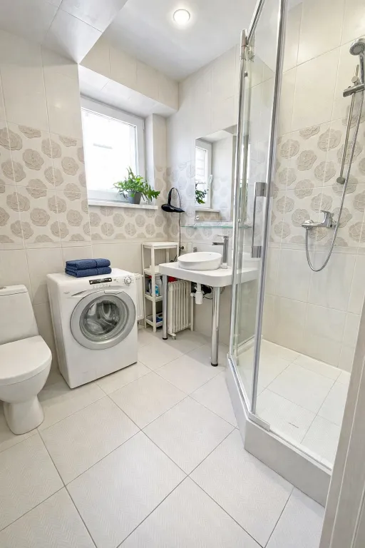 Угловая студия с цветами на берегу моря