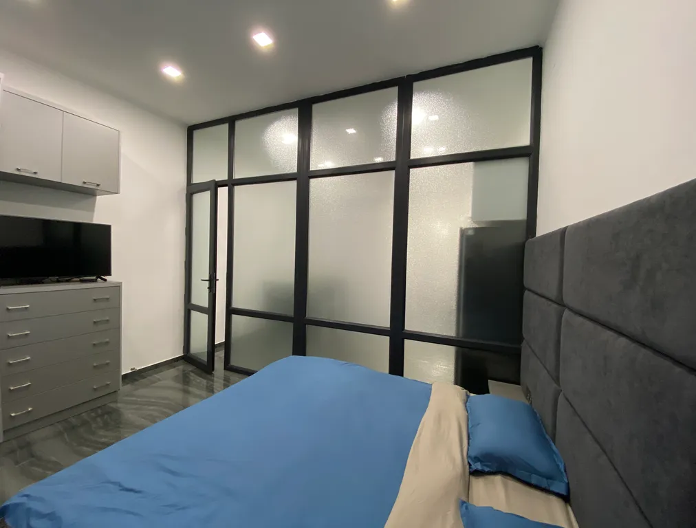 Красивая двухкомнатная квартира в центре города