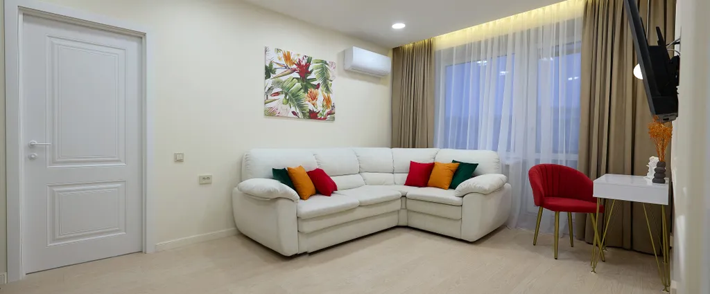 Апартаменты в центре с красивым видом из окна, рядом метро и Кремль