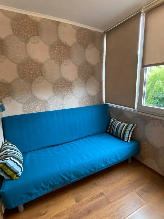 Двухкомнатная квартира с большой лоджией в центре курорта Небуг