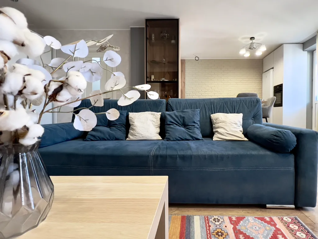 Стильная уютная евро-двушка недалеко от центра травматологии