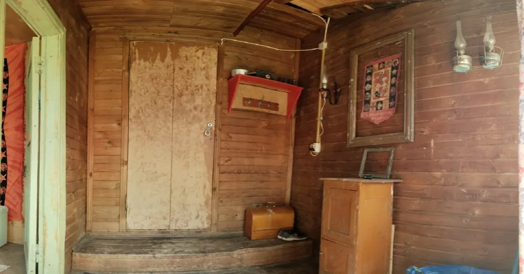 Деревенский дом с видом на озеро