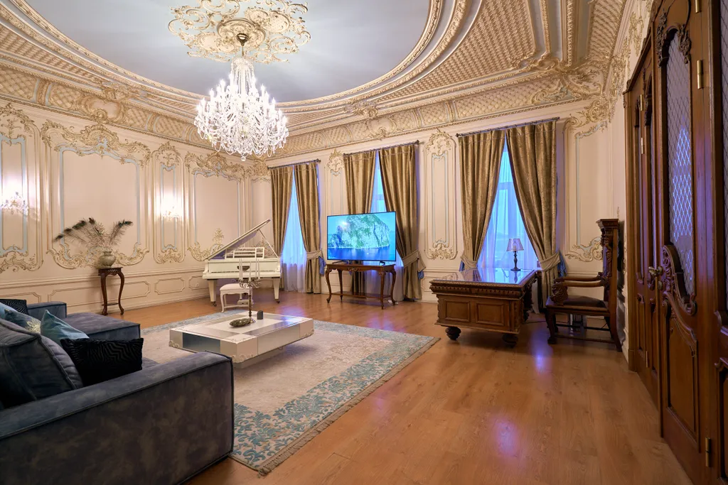 Роскошная квартира премиум класса с видом на Неву