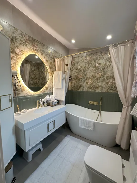 Барнхаус Дом у озера с видом на лес и озеро