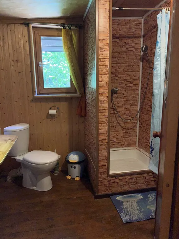 Вилла парящая над лесом