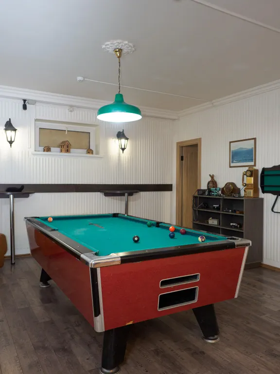 Четырёхместный номер комфорт с видом на хвойный лес