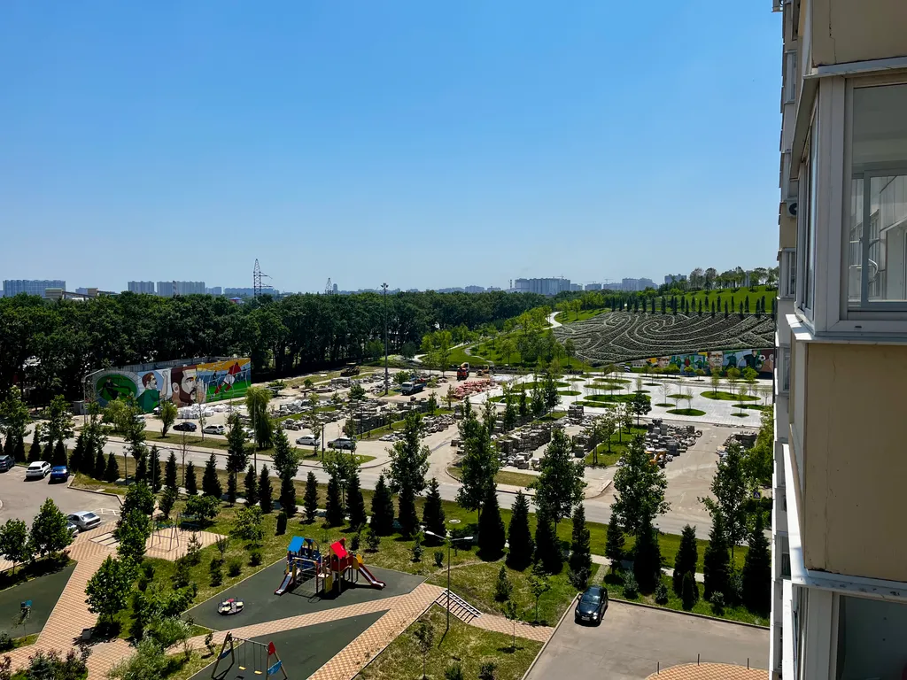 Квартира Уютная квартира возле парка Галицкого с видом на парк — Краснодар