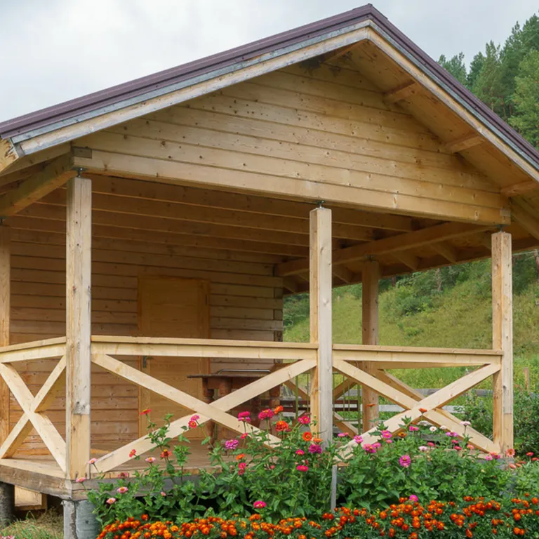 Коттедж Благоустроенный 2-местный дом с видом на горы — аренда посуточно в Горно-Алтайск