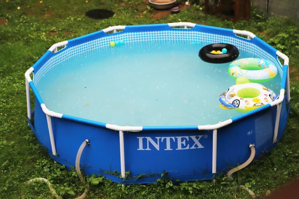 Люкс с камином рядом с рекой Волга в лесу