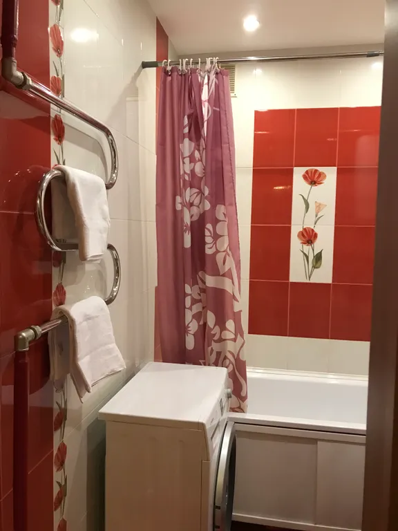 Квартира Квартира 1комн возле Планеты с деревянным балконом — Красноярск