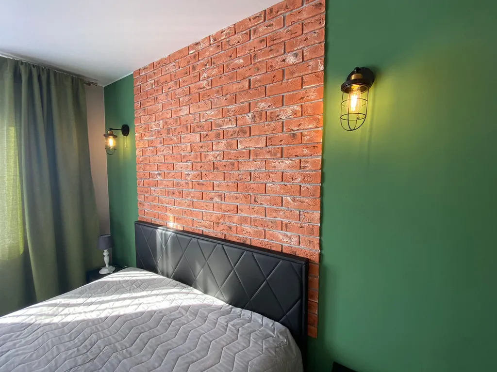 Евро-2 Апартаменты Есенин Smart