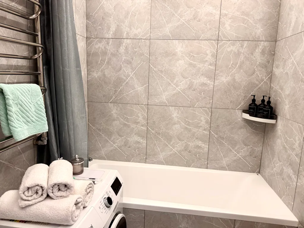 3-комнатная квартира в доме бизнес класса в самом центре левого берега столицы