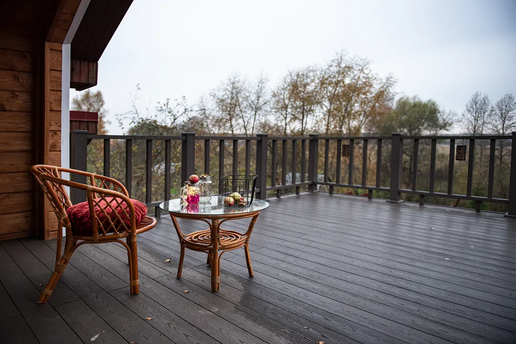 Коттедж Домик в деревне с джакузи — Раково