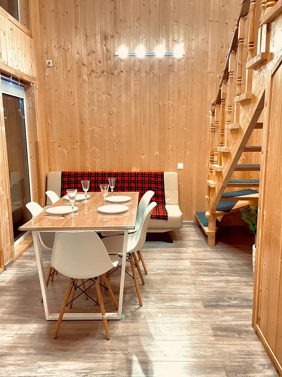 Дом с сауной, купелью и террасой