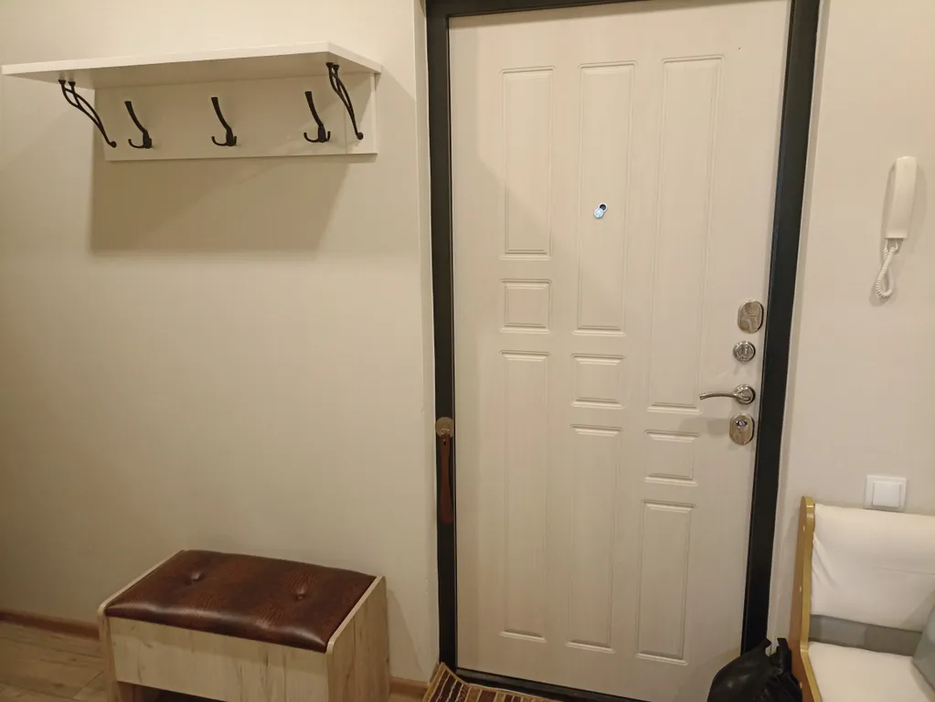 Новая квартира с панорамным балконом в расширенном центре