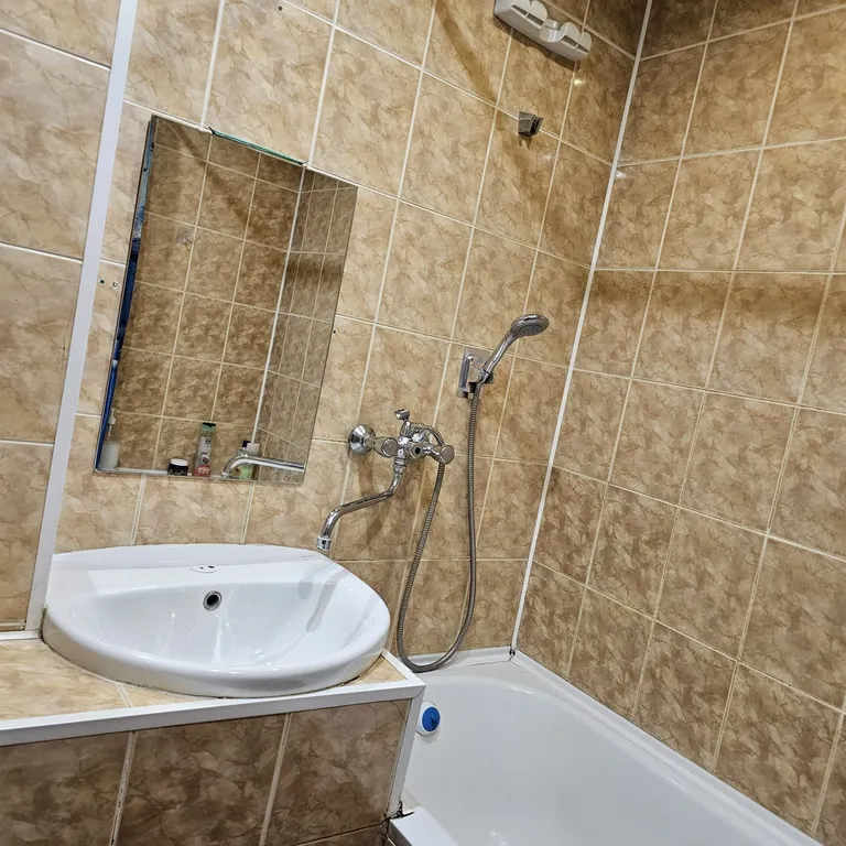 Домашний очаг на Артема 118