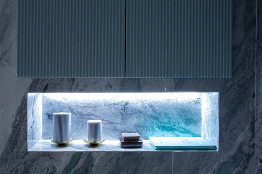 Редкий Пентхаус-формат на 64 этаже, оникс, подсветка, панорамные окна