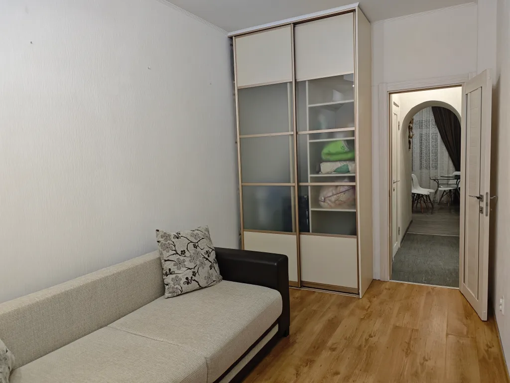 Квартира Квартира Сталинка с видом на Кремлевский парк — Великий Новгород