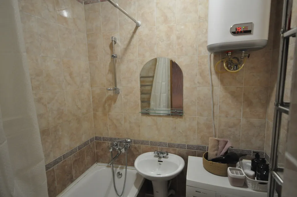 Просторная комфортная 3-комнатная квартира в центре около Акватории