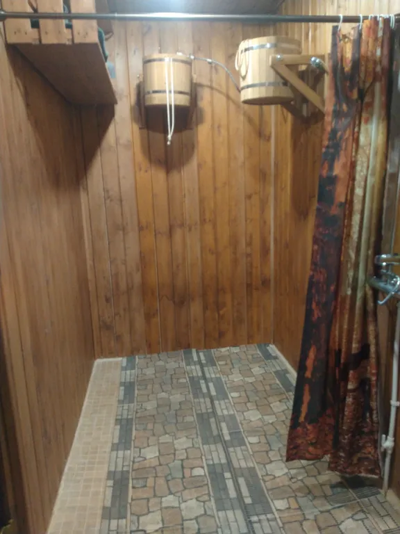 Домик с видом на лес