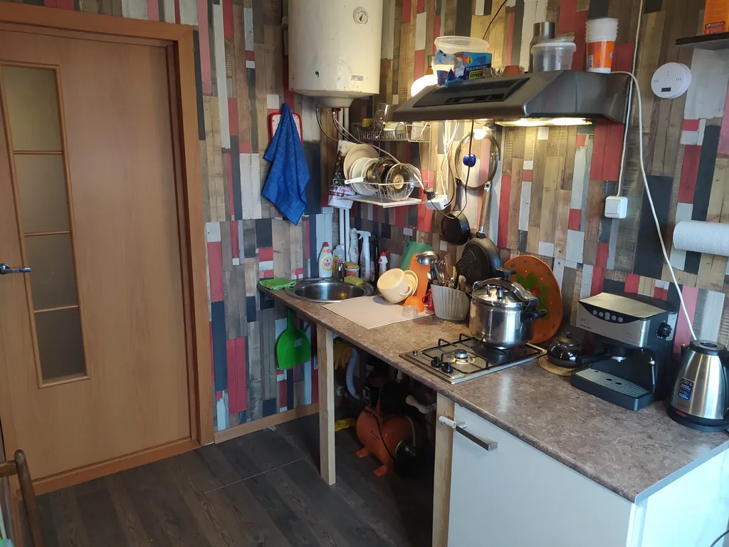 Домик у реки