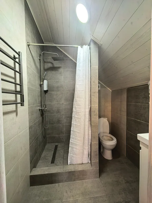 Улучшенный четырёхместный номер с балконом и с собственной кухней