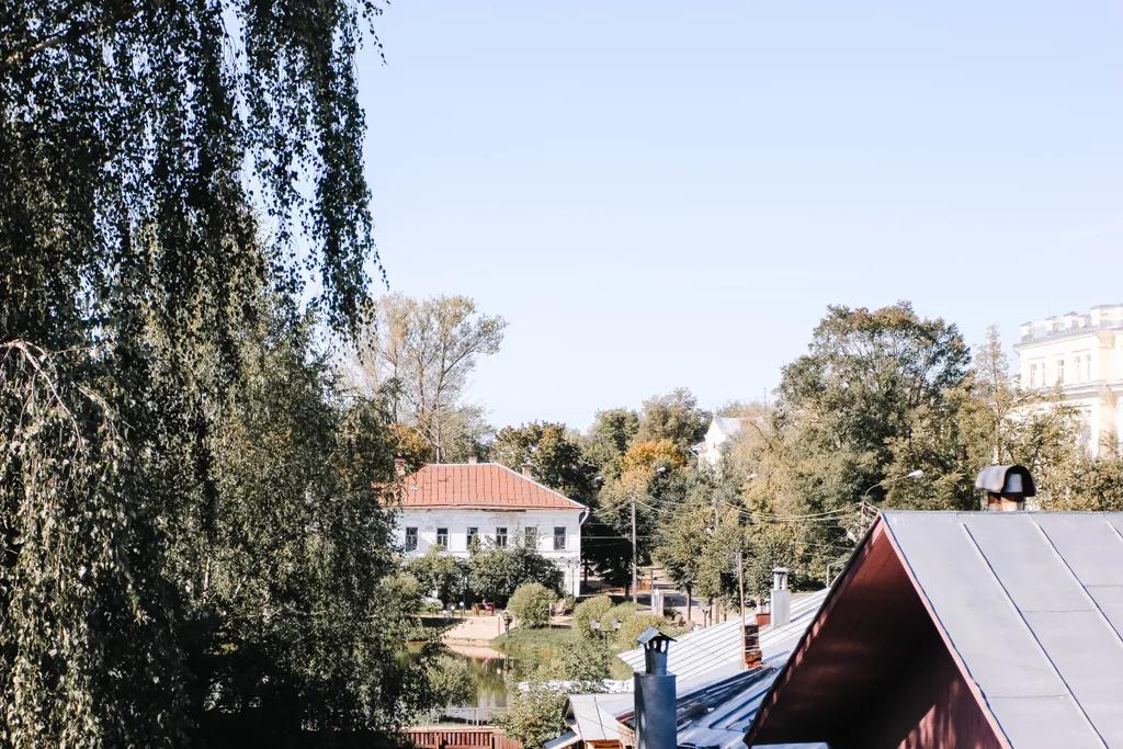 Новые апартаменты в центре с видом на пруд