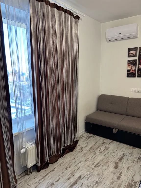 Квартира в новом ЖК Солнечный город с красивым видом на центр города