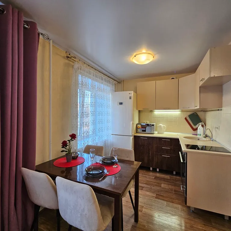 Уютная квартира в Кировском районе