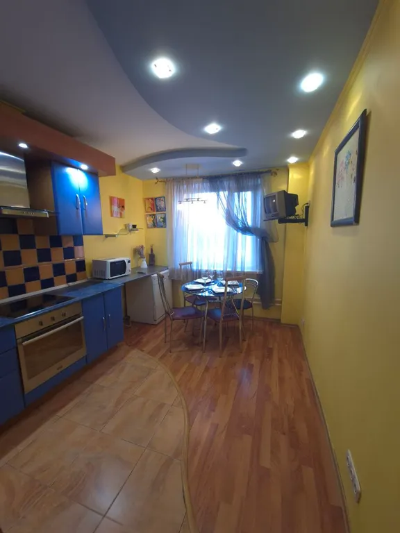 Уютная двушка рядом с центром и со станцией