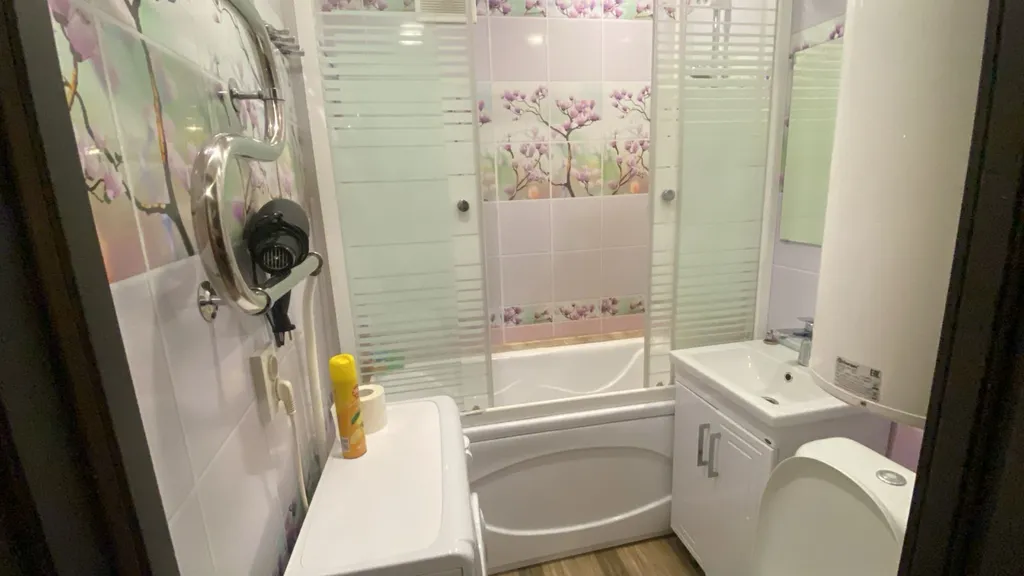 2-х комнатная квартира с отличным ремонтом в центре города