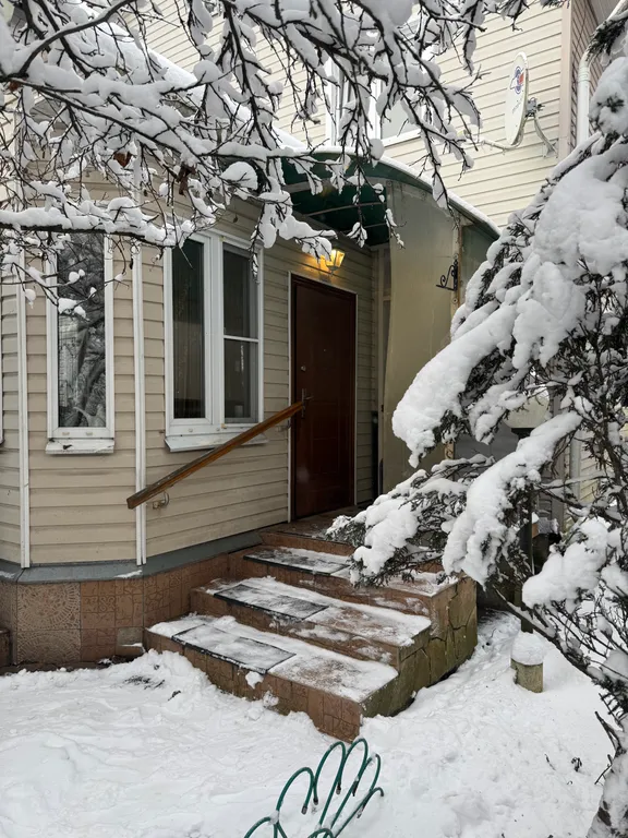 Коттедж 4-комнатный Дом — аренда посуточно в Троицк