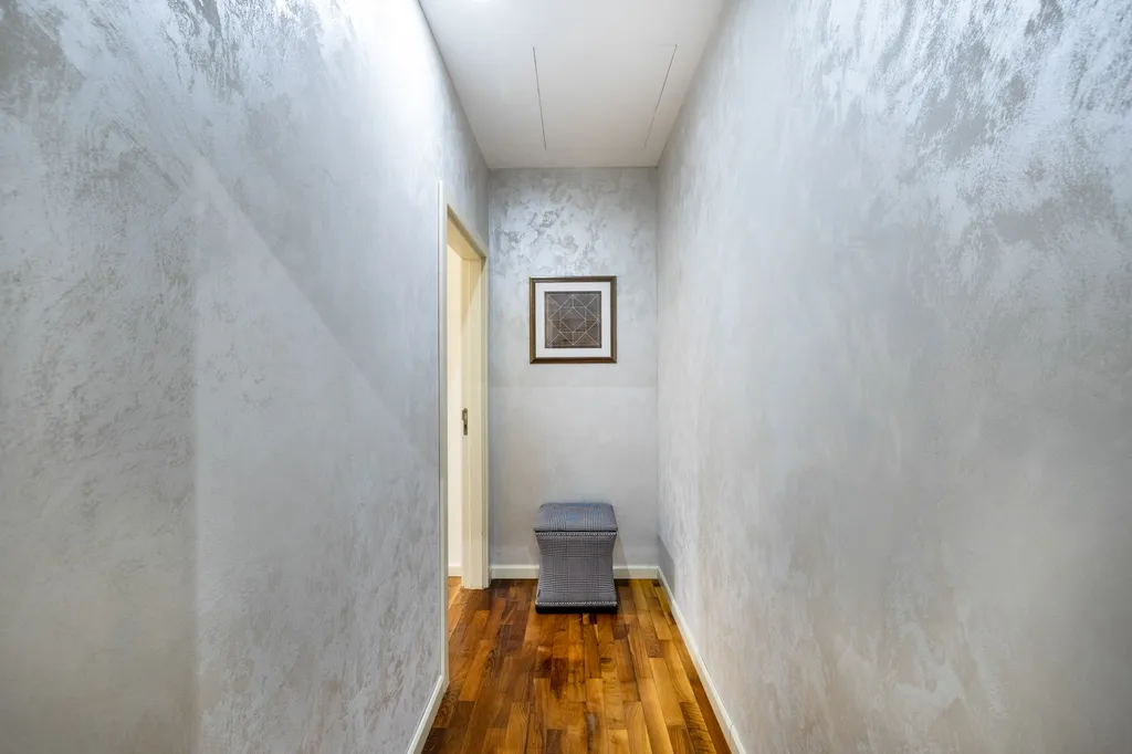 Rockmond 61 Junior Suite 1