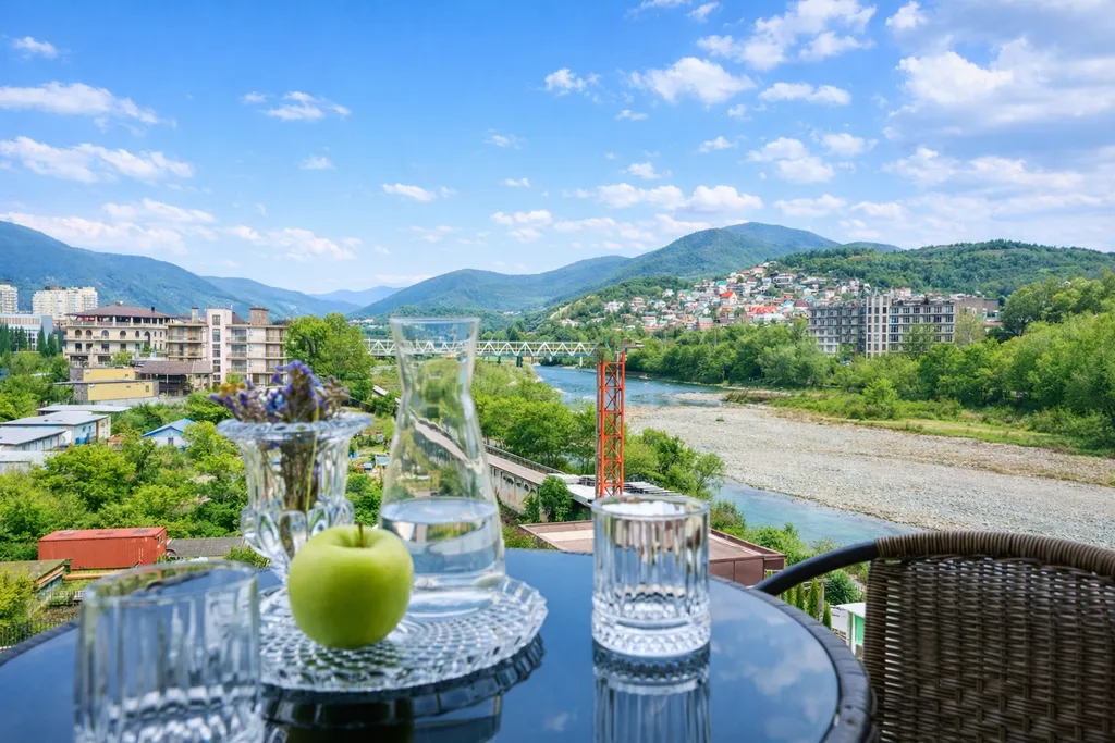 Квартира Квартира Апартамент с балконом и видом на море и горы — Лазаревское