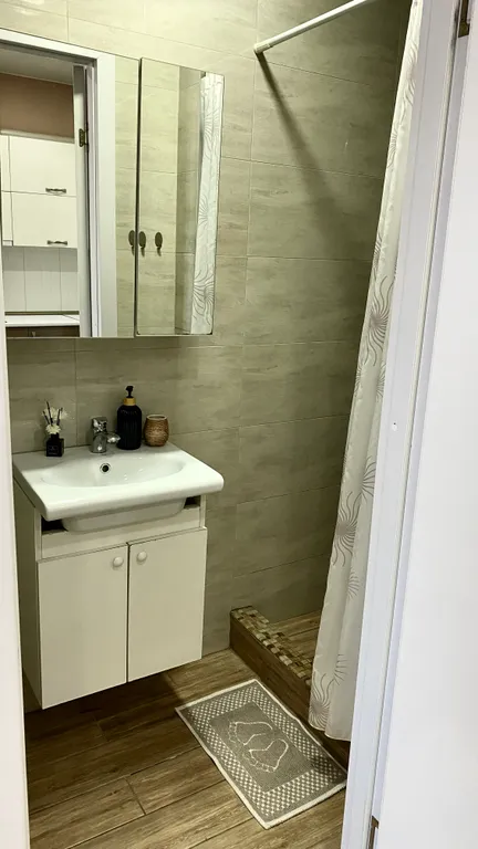 Уютная квартира-студия в центре города для наслаждения видом и комфортом