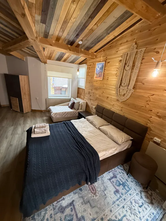 Уютная студия с видом на горы