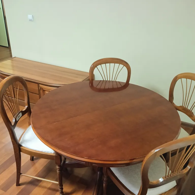 Дом в центре, рядом с парком